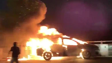 Photo of कार में लगी आग, ड्राइवर ने कूदकर बचाई जान