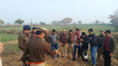 Photo of रबूपुरा पुलिस ने किया इनामी बदमाश को गिरफ्तार, अवैध तमंचा व् मोटरसाइकिल बरामद