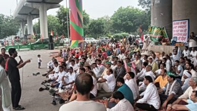 Photo of किसान आंदोलनः जेल में बंद 33 किसान नेता रिहा, प्राधिकरण से हुआ समझौता, 15 जुलाई तक महापड़ाव (धरना) स्थगित