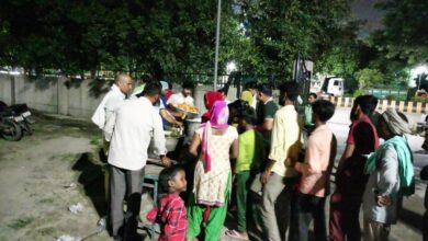 Photo of Noida Hindi Big News: बाढ़ प्रभावितों के प्रति प्रशासन हुआ सतर्क, भोजन वितरण के शिविर लगाए