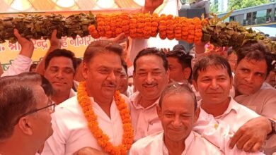Photo of Noida Breaking News : बीजेपी में राष्ट्रीय सचिव बनने पर राज्यसभा सांसद सुरेंद्र सिंह नागर का नोएडा में 36 बिरादरी ने किया स्वागत, समर्थकों ने सुरेंद्र नागर से की गौतमबुद्धनगर से चुनाव लड़ने की अपील