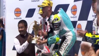 Photo of Moto GP Race की ट्रॉफी जाएगी स्पेन, विजेता बाइक राइडर जाउमे को नंद गोपाल नंदी के हाथों मिली ट्रॉफी