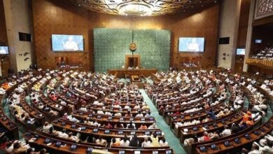 Photo of Lok Sabha: सिविल सर्विस की तैयारी करने वाली युवती बोलीं— हम गरीब है और कोई सुनने वाला नहीं, सांसद बोले—यह गंभीर मुद्दा