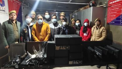 Photo of Noida : नोएडा में बैठकर अमेरिकियों को ठगने वाले सात आरोपी गिरफ्तार, 8 हजार चैनल टीवी पर दिखाने के नाम पर ऐसे किया फ्रॉड