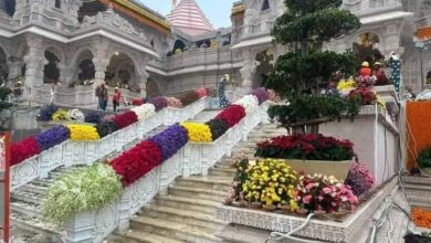 Photo of Ayodhya: राम मंदिर में उमड़ा जनसैलाब तो ग्राउंड जीरों पर पहुंचे सीएम योगी आदित्यनाथ, राज्यस्तर के अधिकारी अयोध्या में परिसर की संभाल रहे हैं कमान