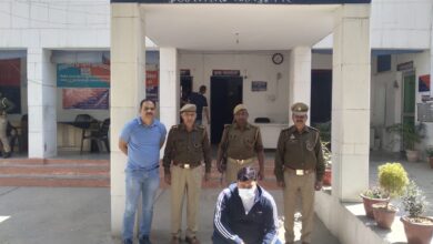 Photo of ग्रेटर नोएडा : रवि काना के लिए स्क्रैप का ठेका कब्जाने वाला एक बदमाश गिरफ्तार, एमबीए डिग्री धारक बड़ा ही शातिर किस्म का है अपराधी