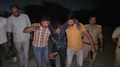 Photo of Noida News : मुठभेड़ के बाद पंखिया गिरोह के बदमाश पुलिस ने किए गिरफ्तार, नेवी अधिकारी के घर डाली थी डकैती