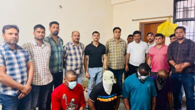 Photo of Greater Noida : ड्रग्स की तीसरी फैक्ट्री का पुलिस ने किया खुलासा, 150 करोड़ का नशीला पदार्थ बरामद, चार विदेशी इंटरनेशनल तस्कर गिरफ्तार