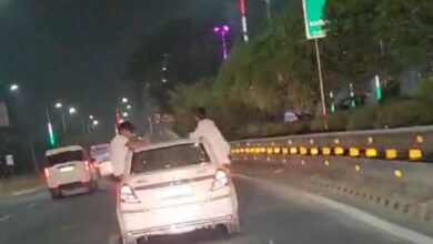Photo of Noida News : नोएडा: एक्सप्रेस-वे पर रईसजादों ने कार में दिखाई स्टंटबाजी, पुलिस ने ठोका बड़ा जुर्माना, चालान देखकर उड़े होश