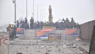 Photo of किसान आंदोलन : शंभू बॉर्डर पर य़थास्थिति का ‘सुप्रीम आर्डर’, कोर्ट ने कहा -JCB लेकर किसान नहीं कर सकते प्रदर्शन