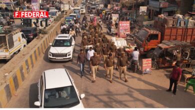 Photo of संभल हिंसा के बाद ग्रेटर नोएडा पुलिस अलर्ट : पुलिस कमिश्नर लक्ष्मी सिंह के निर्देश पर पुलिस ने ड्रोन के माध्यम से दादरी क्षेत्र का लिया जायजा