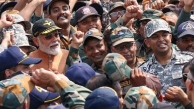 Photo of ऑपरेशन सिंदूर के बाद आदमपुर एयरबेस पहुंचे पीएम मोदी