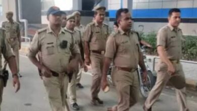 Photo of पति की मौत, फिर आर्थिक संकट… नोएडा में मां-बेटे ने की आत्महत्या की कोशिश