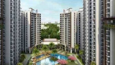 Photo of बिना सुविधाएं दिए बढ़ा मेंटेनेंस शुल्क, निवासियों का बिल्डर के खिलाफ विरोध प्रदर्शन