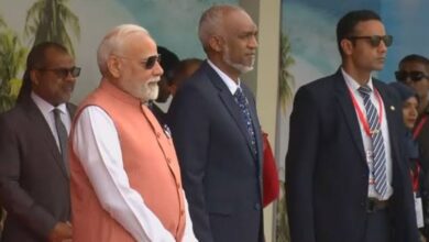 Photo of प्रधानमंत्री मोदी पहुंचे मालदीव, राष्ट्रपति मोहम्मद मुइज्जू ने किया भव्य स्वागत
