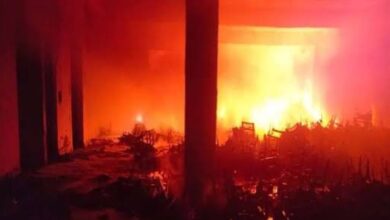 Photo of सेक्टर-10 के टावर में आग, फर्नीचर का सामान जलकर खाक