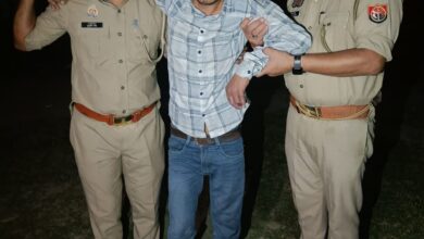 Photo of गाजियाबाद में हाई-स्पीड मुठभेड़! ₹25,000 का इनामी बदमाश घायल, पुलिस ने किया गिरफ्तार