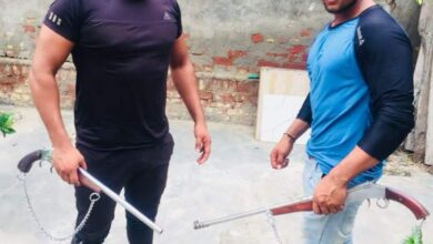 Photo of पुलिस रह गई हाथ मलती हुई, डबल मर्डर के मास्टरमाइंड ने किया गुपचुप तरीके से बुलंदशहर कोर्ट में सरेंडर