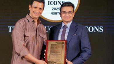 Photo of GL बजाज के सीईओ कार्तिकेय अग्रवाल को शिक्षा उत्कृष्टता के तीन प्रतिष्ठित सम्मान, शरमन जोशी ने किया सम्मानित