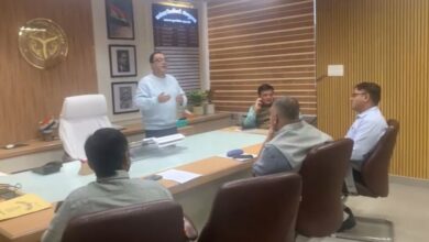 Photo of ग्रेटर नोएडा प्रशासन और एओए प्रतिनिधियों ने मिलकर पुरानी सोसाइटियों में चार्जिंग समाधान पर किया मंथन, AOA के महासचिव की पहल का सभी संगठनों ने किया स्वागत