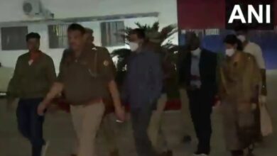 Photo of Greater Noida: सुप्रीम कोर्ट के आदेश पर खुला लुक्सर जेल का गेट, दोषमुक्त होने पर सुरेंद्र कोली रिहा