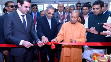 Photo of नोएडा में CM योगी बोले-पहले ‘वन डिस्ट्रिक्ट, वन माफिया’ से होती थी पहचान अब ‘वन डिस्ट्रिक्ट, वन मेडिकल कॉलेज’ से जुड़ा प्रदेश