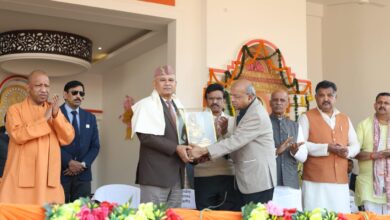 Photo of ‘देश की सीमा पर साहस दिखाना ही नहीं, इमानदारी से कर्तव्यों का पालन करना भी सच्ची देशभक्ति हैं’