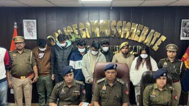 Photo of Noida में बैठकर विदेश में रहने वाली भारतीयों को OTT चैनल्स के नाम पर ठगी करने वाले छह गिरफ्तार, सस्ता सब्सक्रिप्शन का दिया जाता लालच