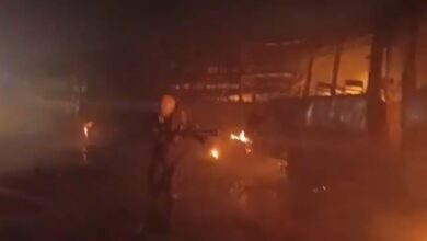 Photo of यमुना एक्सप्रेसवे पर भीषण सड़क हादसा, वाहनों में आग लगने के बाद हुआ तेज धमाका, 4 की मौत