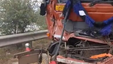 Photo of कोहरा की वजह से ईस्टर्न पेरिफेरल एक्सप्रेस-वे पर हुए सड़क हादसे में गई एक की जान, आपस में टकराए 20 वाहन