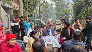 Photo of Greater Noida: दूषित पानी से पीने से बढ़े मरीजों की संख्या, जांच के लिए पहुंची स्वास्थ्य विभाग की टीम, प्राधिकरण ने रैंडम जांच की शुरू