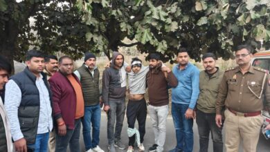 Photo of Greater Noida: कॉल सेंटर में काम करने वाली युवती की हत्या में सनकी आशिक गिरफ्तार, दो बच्चे के पिता ने दबाया गला