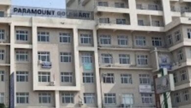 Photo of Greater Noida: दूषित पानी पीने से बीमार हुए बीटेक के चार छात्र, सेक्टर में इस वजह से पहुंची स्वास्थ्य विभाग की टीम