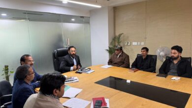 Photo of Greater Noida: पुष्प प्रदर्शनी से पहले फूलों से महकेगा शहर, थीम फ्लावर कैलेंडुला लगाने शुरू