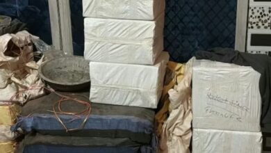 Photo of Hapur: गणतंत्र दिवस से पहले हापुड़ से विस्फोटक सामग्री पकड़ी, गन कॉटन पाउडर एवं दो हजार विस्फोटक कैंडल बरामद