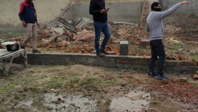 Photo of Greater Noida: अवैध कॉलोनाइजरों पर प्राधिकरण का चला डंडा, छह हजार वर्ग मीटर जमीन कराई अतिक्रमण मुक्त