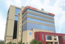 Photo of दुर्लभ गैस्ट्रिक वोल्वुलस का सफल इमरजेंसी ऑपरेशन: यथार्थ अस्पताल नोएडा ने 64 वर्षीय मरीज की बचाई जान