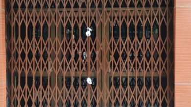 Photo of Greater Noida: हेल्थ केयर सेंटर में छह साल के बच्चे की मौत के बाद बाबा बोले—ठीक था गर्व, स्वास्थ्य विभाग ने किया सील