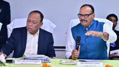 Photo of Greater Noida: उपमुख्यमंत्री ब्रजेश पाठक बोले—अस्पतालों में मिली खामियां तो नपेंगे जिम्मेदार!