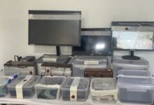 Photo of Noida: T-20 वर्ल्ड कप के बीच मोबाइल पर खेल चल रहा था ऐसा मैच कि पुलिस भी रह गई हैरान