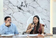 Photo of Greater Noida: मोटी फीस वसूलने वाले छात्रों की सुरक्षा से कर रहे खिलवाड़, बिना फिटनेस और परमिट के दौड़ते मिले 140 स्कूली वाहन