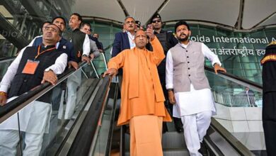 Photo of Greater Noida: नोएडा एयरपोर्ट के प्रस्तावित उद्घाटन से पहले सीएम का दौरा, विशेष सचिव ने की बैठक