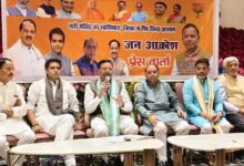 Photo of Noida: ‘महिलाएं संभालेंगी जिम्मेदारी तो ख़त्म होगी पारिवारिक यारी, पंकज चौधरी का सपा-कांग्रेस पर तंज