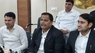 Photo of Noida: ब्राह्मण समाज के अपमान पर अखिलेश की पार्टी पर संकट! गौतमबुद्ध नगर बार के अध्यक्ष और सचिव ने छोड़ा सपा का साथ