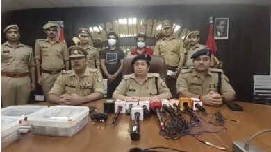 Photo of क्रिप्टोकरेंसी दिलाने के नाम पर ठगी करने वाले दो युवक गिरफ्तार, 11.49 लाख रुपये नकद बरामद