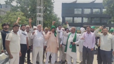 Photo of नोएडा: भारतीय किसान परिषद का प्राधिकरण कार्यालय पर घेराव, लंबित मांगों को लेकर जोरदार प्रदर्शन