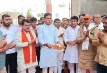 Photo of Noida: केंद्र सरकार के 12 साल पूरे होने पर भाजपा जिलाध्यक्ष ने की दुजाना के दादी सती मंदिर में पूजा, दनकौर पहुंचे जिला पंचायत अध्यक्ष