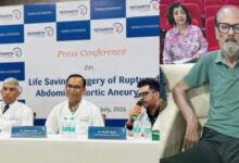 Photo of ग्रेटर नोएडा: गंभीर हालत में पहुंचे 63 वर्षीय मरीज का आधुनिक EVAR तकनीक से सफल उपचार, यथार्थ हॉस्पिटल का दावा