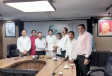 Photo of Noida: ग्रेनो प्राधिकरण, AOA एवं RWA मिलकर करेंगे सोसाइटी और सेक्टरों की समस्याएं दूर, नेफोवा-नेफोमा की हुई बैठक