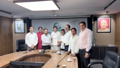 Photo of Noida: ग्रेनो प्राधिकरण, AOA एवं RWA मिलकर करेंगे सोसाइटी और सेक्टरों की समस्याएं दूर, नेफोवा-नेफोमा की हुई बैठक